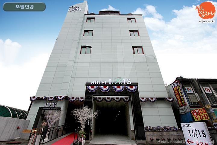 The Hotel Bon Сувон Екстериор снимка