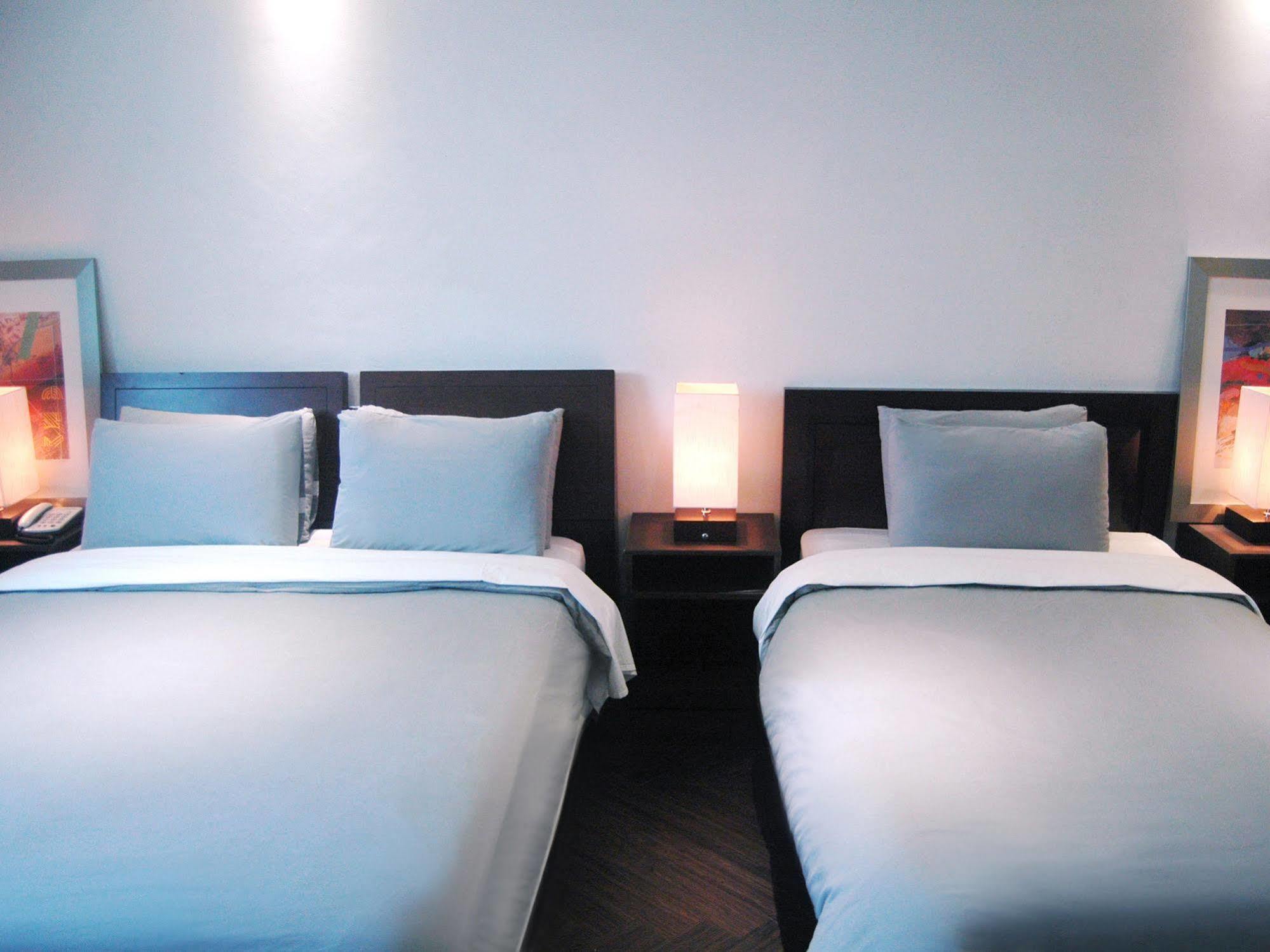 The Hotel Bon Сувон Екстериор снимка